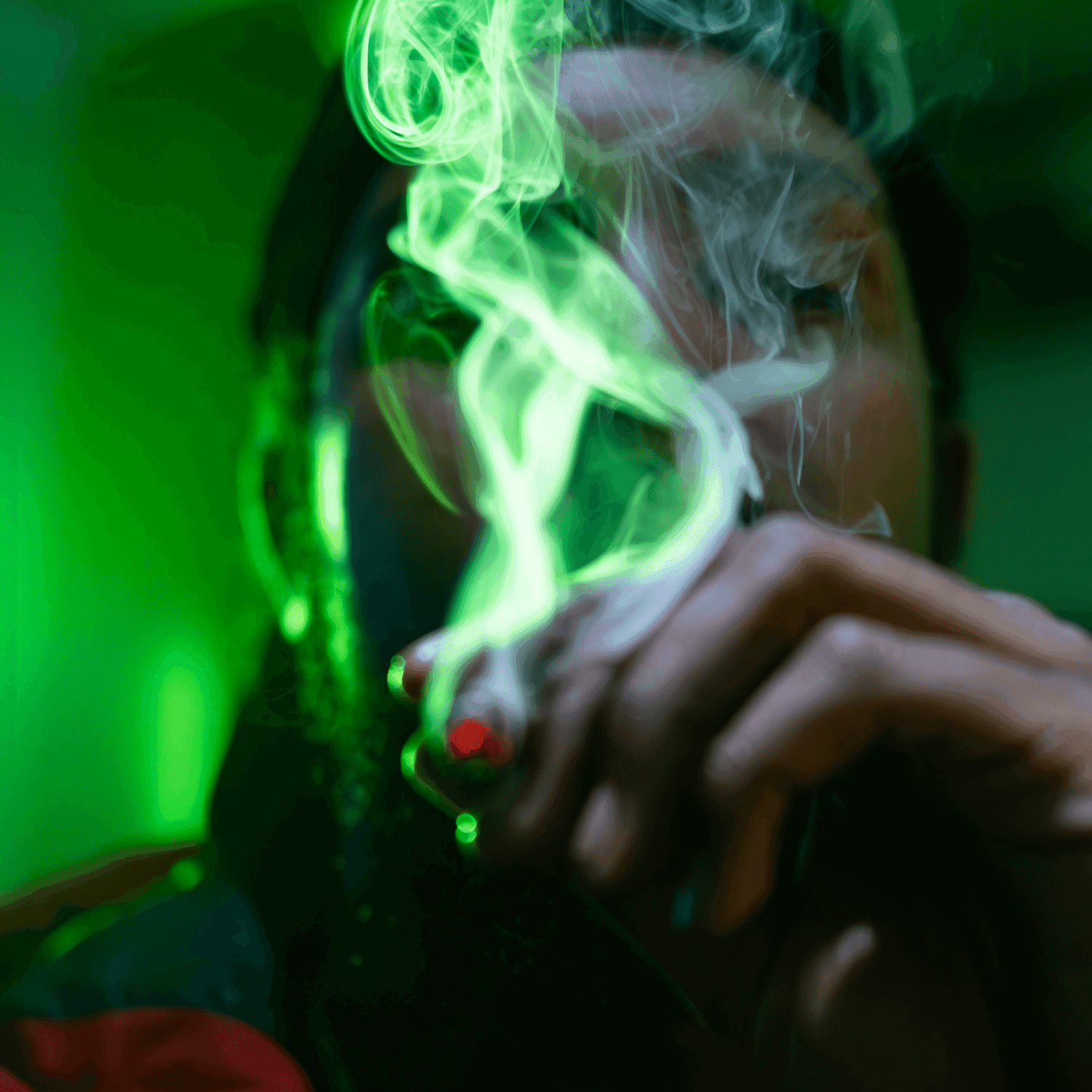 smoking under green light